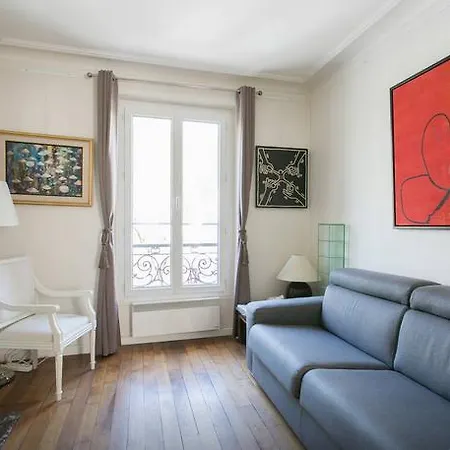 Nice Renovated Flat 16th Arrondissement Apartment *