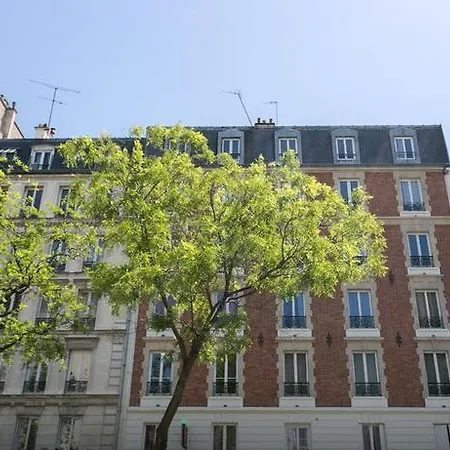 Nice Renovated Flat 16th Arrondissement Paris